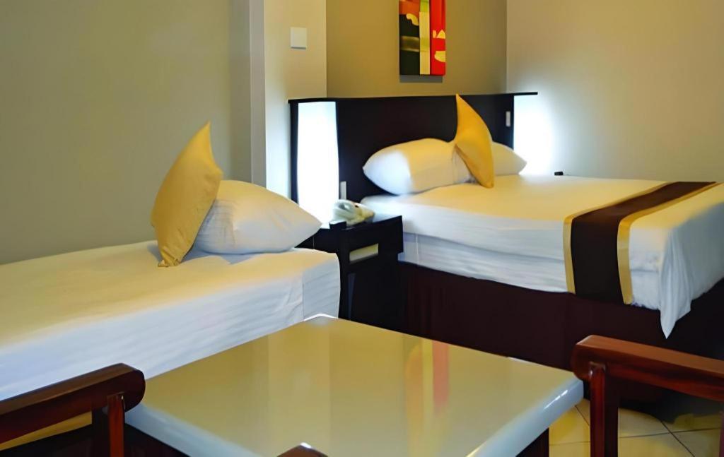 סובה Peninsula International Hotel מראה חיצוני תמונה